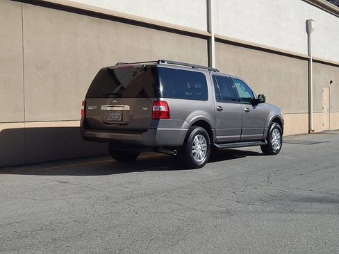Used 2014 Ford Expedition EL XLT w/ Leather Seating Package image 3