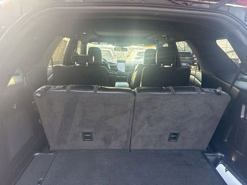 Used 2020 Ford Explorer ST w/ ST Street Pack image 9