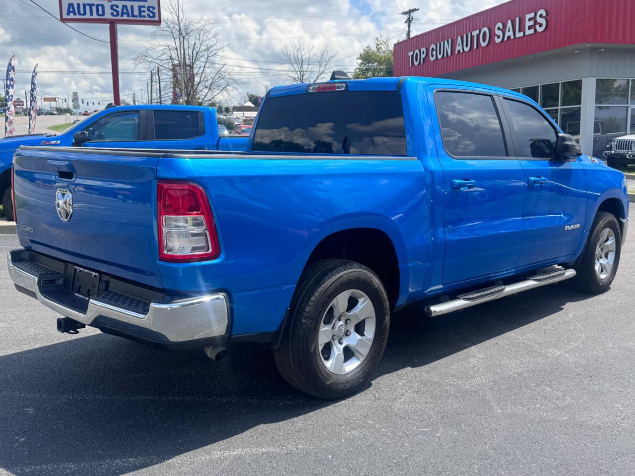 Used 2021 RAM 1500 Big Horn AWD/4WD image 3