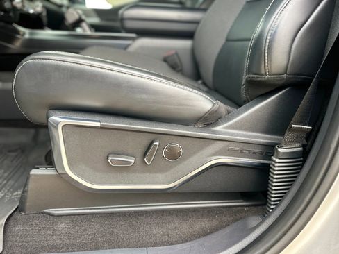 Used 2022 Ford F150 Raptor image 25