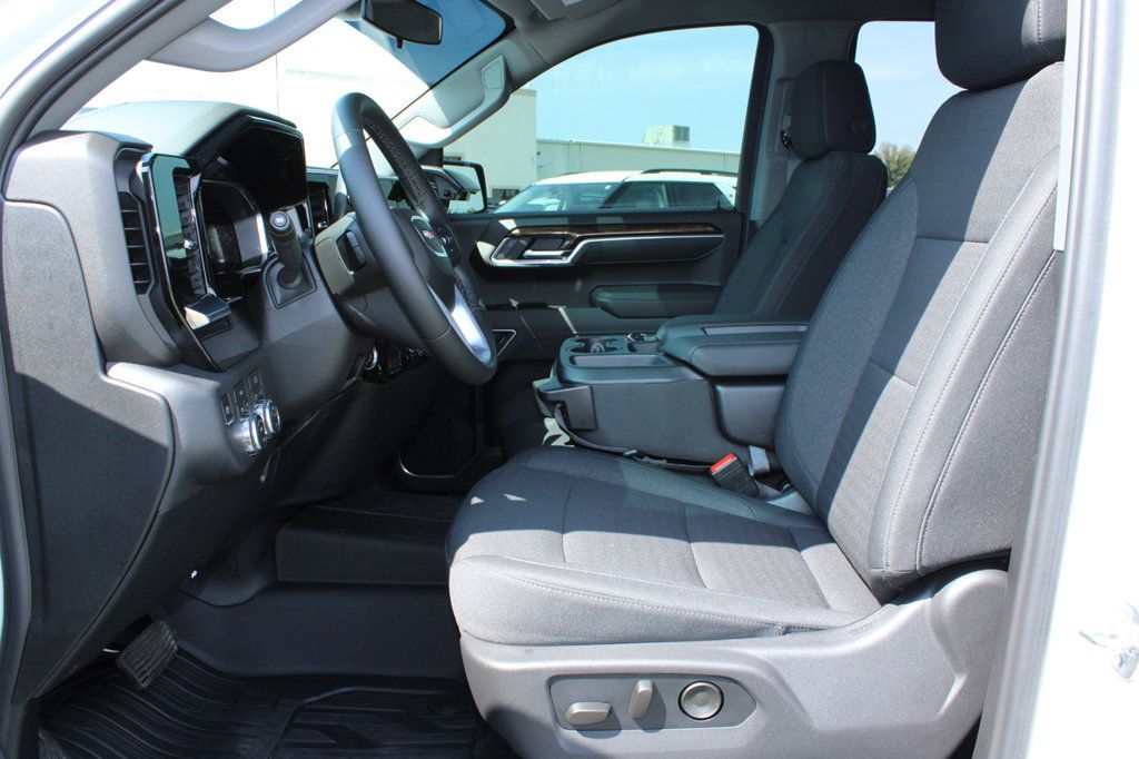 Used 2026 GMC Sierra 1500 Elevation w/ Elevation Select Package AWD/4WD image 38