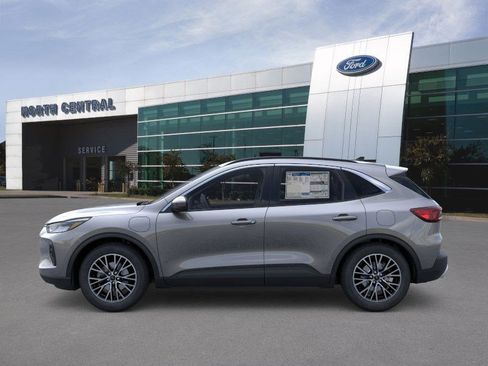 New 2026 Ford Escape SE image 3