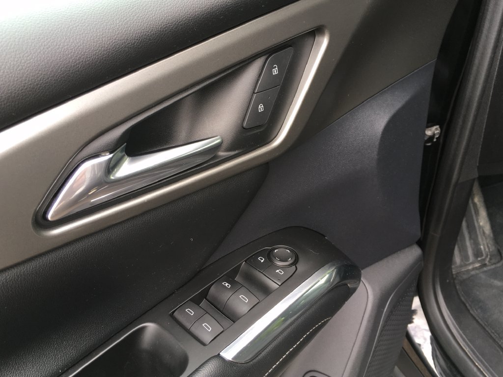 Used 2024 Chevrolet Traverse LT w/ Midnight/Sport Edition AWD/4WD image 20