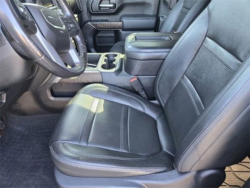 Used 2020 GMC Sierra 2500 Denali w/ Denali Ultimate Package image 11