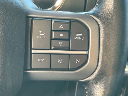 Used 2022 Ford F150 Lariat w/ Equipment Group 502A High image 31