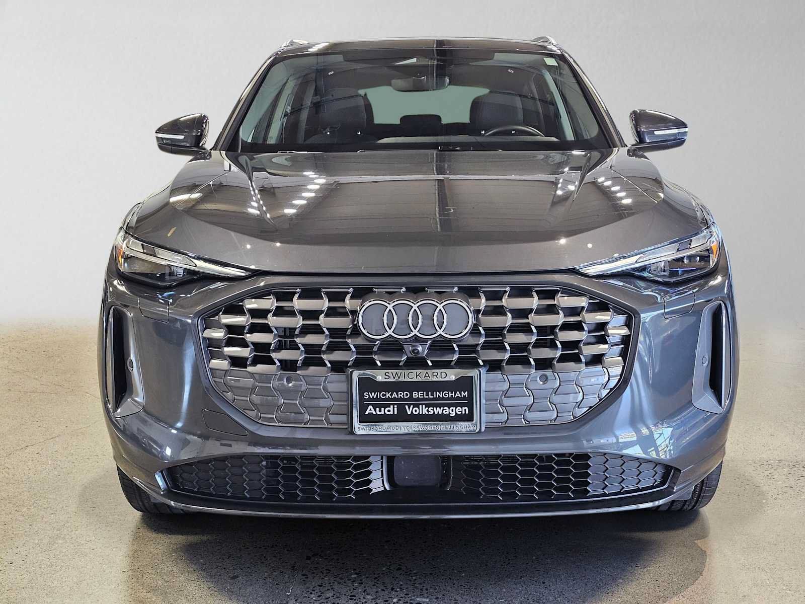 Used 2025 Audi Q5 Premium w/ Convenience Package AWD/4WD image 8