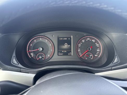 Certified 2021 Volkswagen Passat 2.0T S image 29