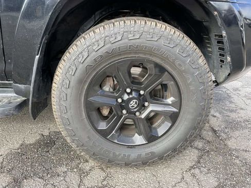 Used 2015 Toyota 4Runner SR5 image 8