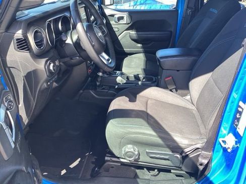 Used 2023 Jeep Wrangler Unlimited Rubicon 4xe AWD/4WD image 25