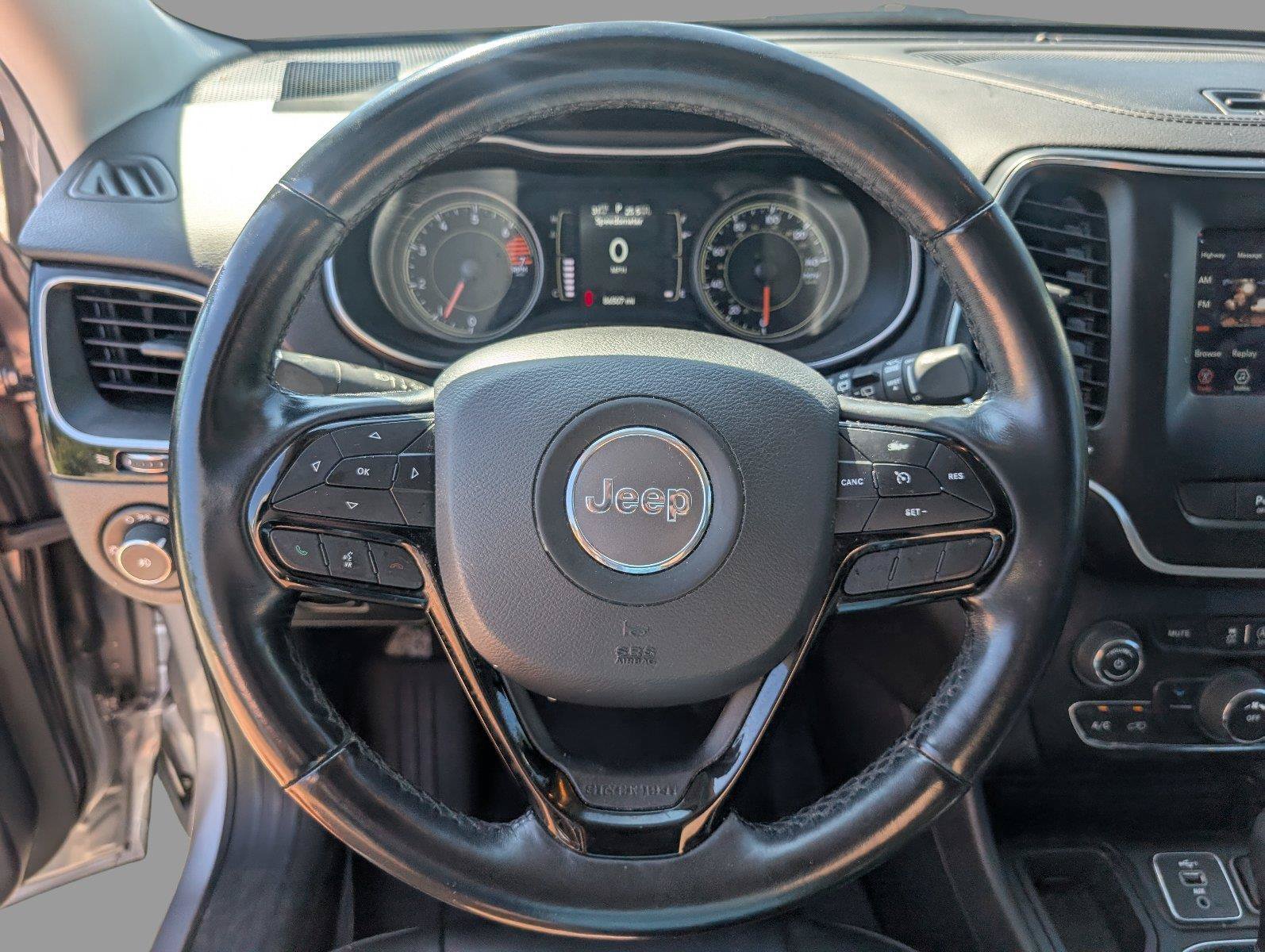 Used 2021 Jeep Cherokee Latitude Plus FWD image 28