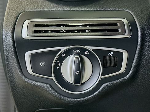 Used 2018 Mercedes-Benz C 300 4MATIC Sedan image 17