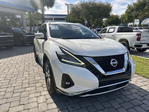 Used 2022 Nissan Murano SV FWD image 17