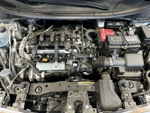 New 2025 Nissan Versa SR w/ Trunk Package image 32