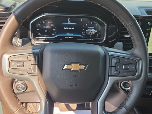 Used 2025 Chevrolet Silverado 1500 LTZ AWD/4WD image 27