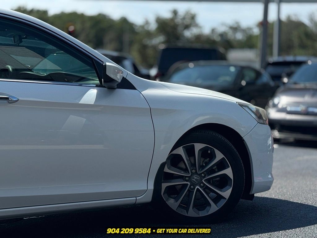 Used 2015 Honda Accord Sport image 9