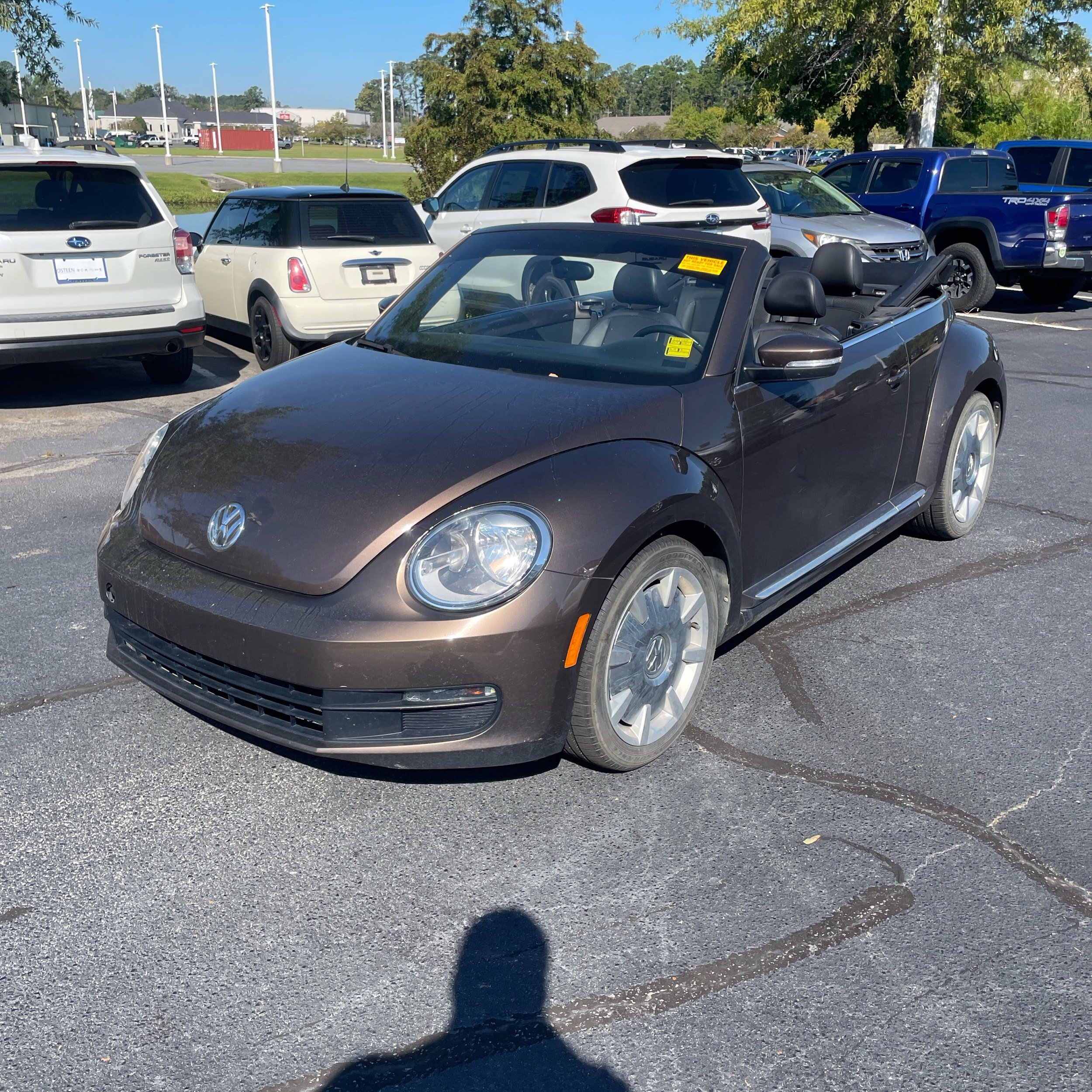 Used 2013 Volkswagen Beetle 2.5 FWD image 1