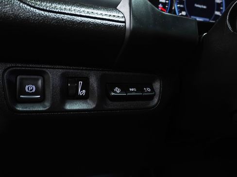 Used 2020 GMC Acadia SLT w/ Driver Alert Package II AWD/4WD image 26