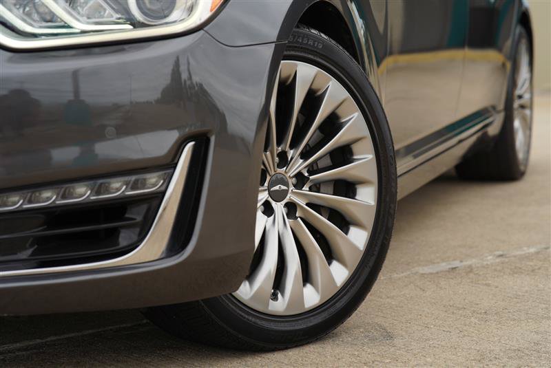 Used 2019 Genesis G90 5.0 Ultimate RWD image 17