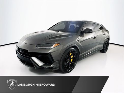Used 2024 Lamborghini Urus Performante image 1