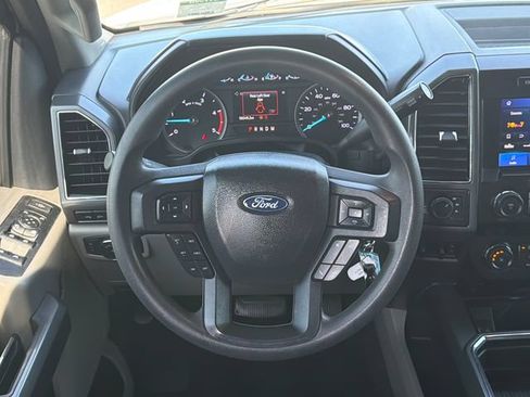 Used 2022 Ford F250 XLT w/ XLT Premium Package AWD/4WD image 24
