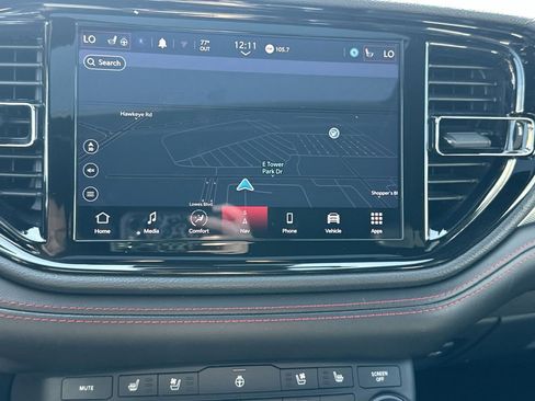 Used 2023 Dodge Durango GT image 14