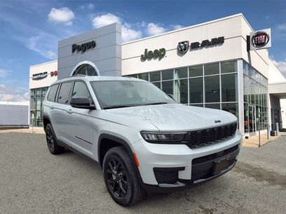 Used 2024 Jeep Grand Cherokee L Laredo