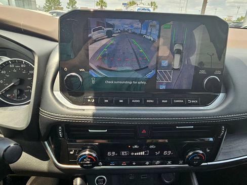 Certified 2021 Nissan Rogue SL w/ Premium Package AWD/4WD image 26