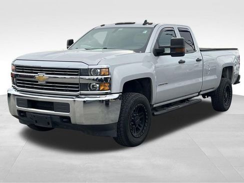 Used 2016 Chevrolet Silverado 2500 W/T w/ WT Convenience Package image 3