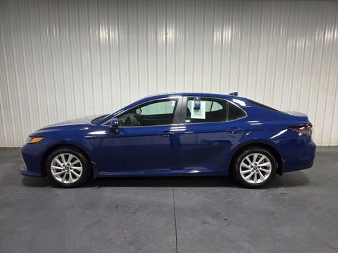 Used 2024 Toyota Camry LE FWD image 4