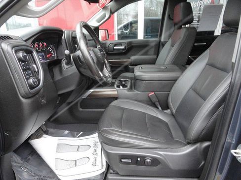 Used 2021 Chevrolet Silverado 1500 LT Trail Boss w/ Convenience Package II image 9