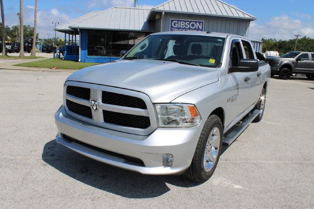 Used 2017 RAM 1500 Express RWD image 3