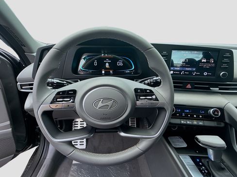 New 2026 Hyundai Elantra Sport FWD image 8