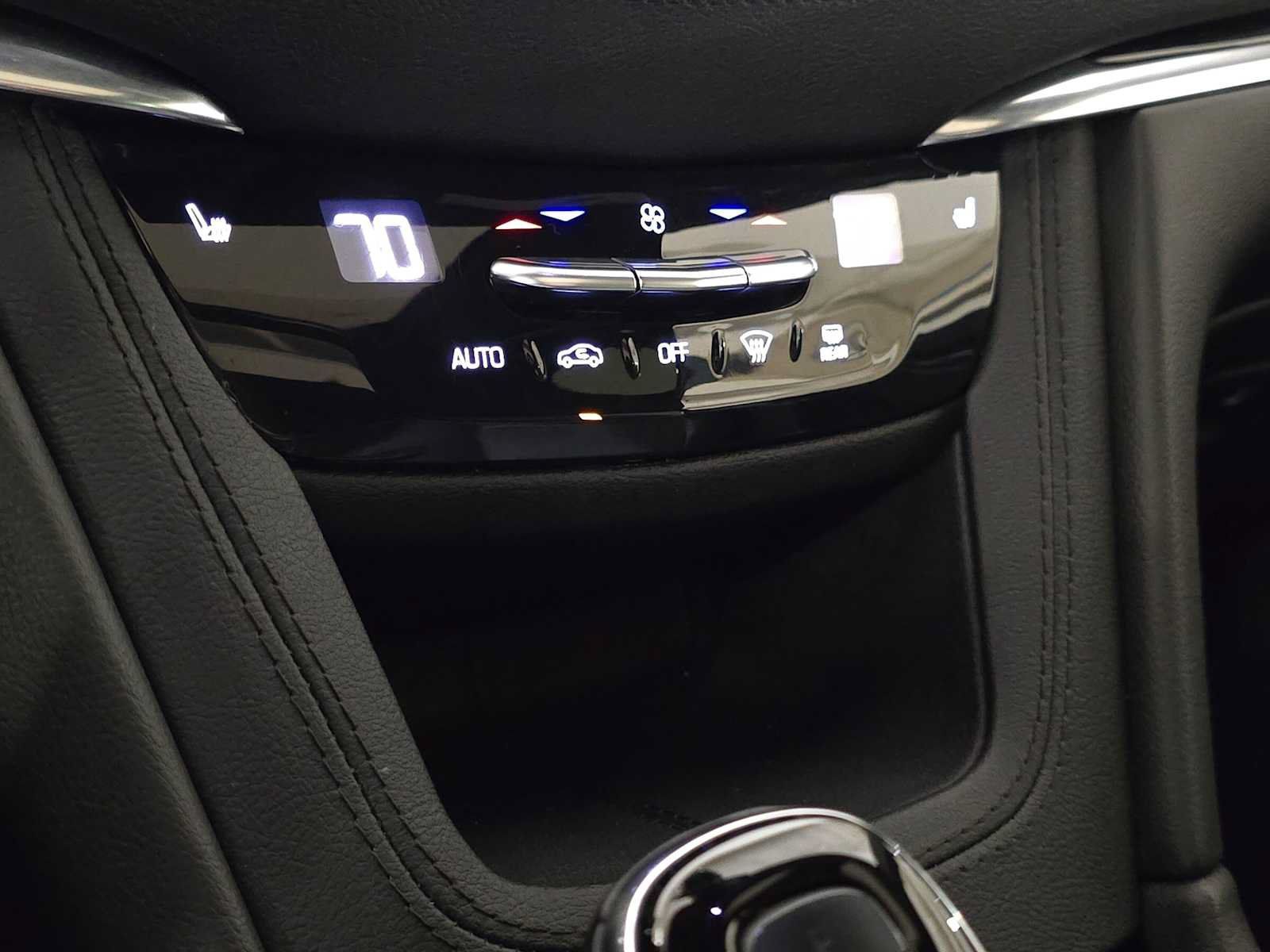 Used 2021 Cadillac XT5 Premium Luxury FWD image 33
