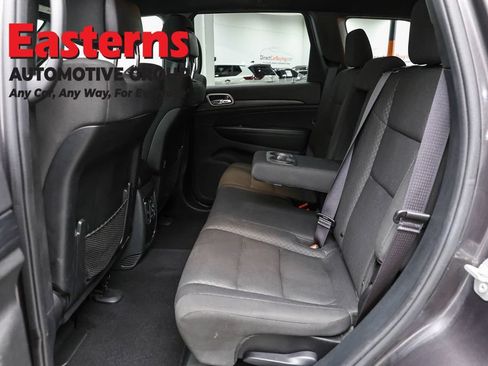 Used 2020 Jeep Grand Cherokee Laredo AWD/4WD image 20