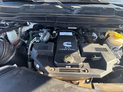 Used 2022 RAM 3500 Tradesman image 32