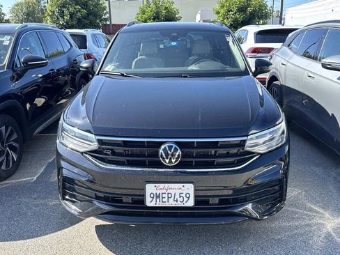 Used 2024 Volkswagen Tiguan SE R-Line image 2