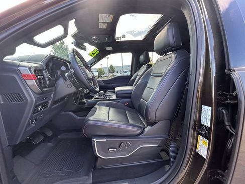 Used 2025 Ford F150 Raptor AWD/4WD image 12