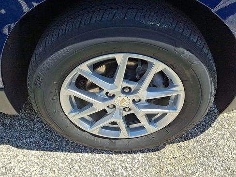 Certified 2022 Chevrolet Equinox LS image 6