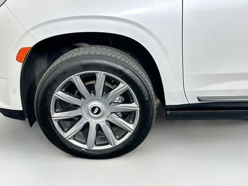 Used 2022 Cadillac Escalade Premium Luxury Platinum AWD/4WD image 40