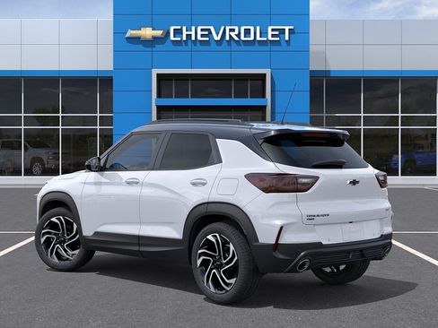 New 2026 Chevrolet TrailBlazer RS w/ Convenience Package AWD/4WD image 3