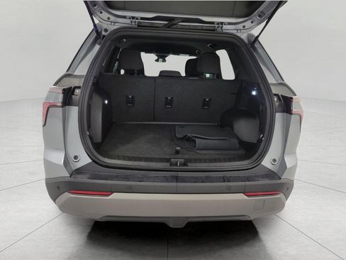 Used 2025 Chevrolet Equinox LT image 15