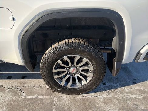 Used 2021 GMC Sierra 1500 AT4 w/ AT4 Premium Package image 5
