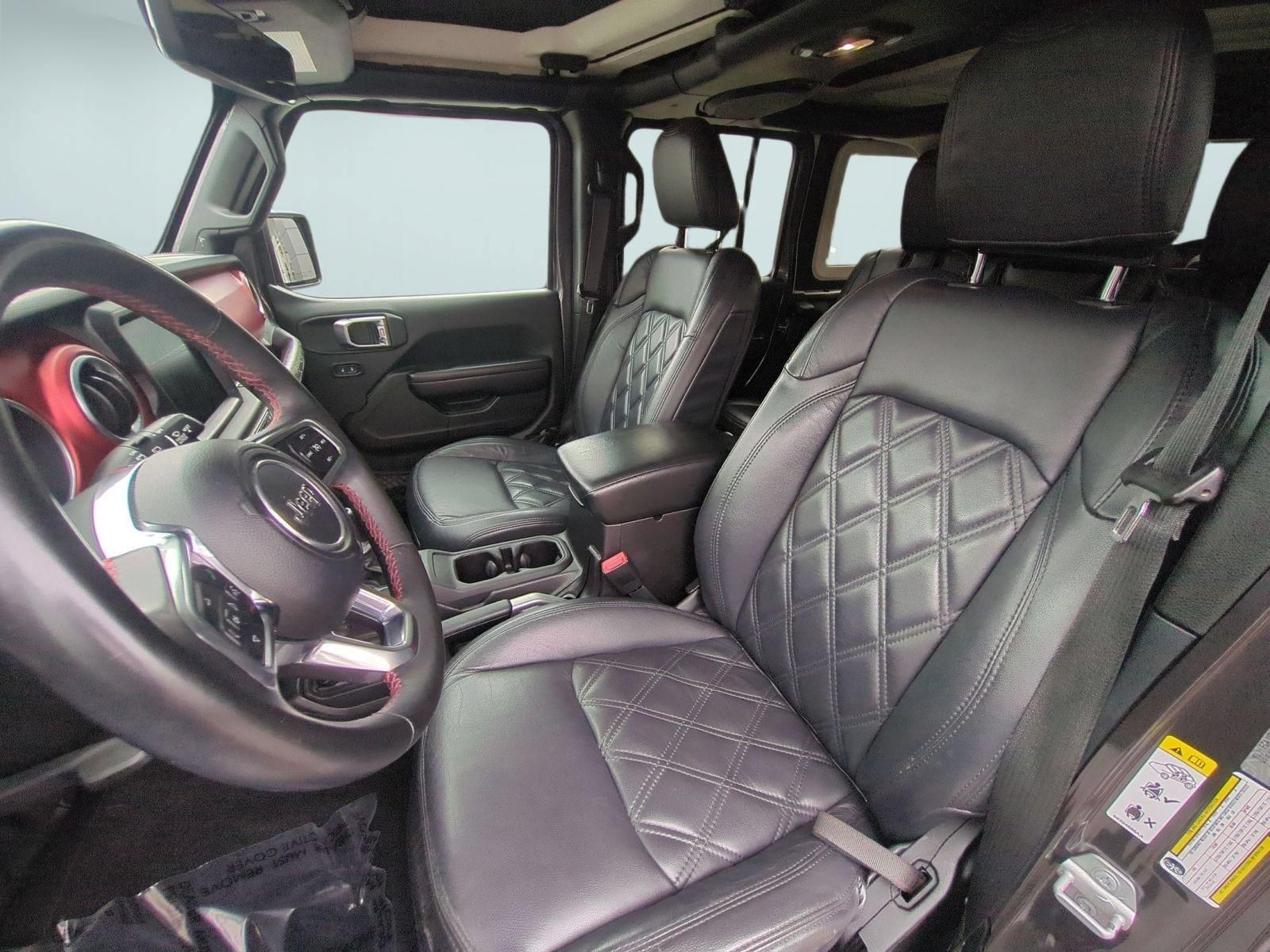 Used 2018 Jeep Wrangler Unlimited Rubicon AWD/4WD image 14