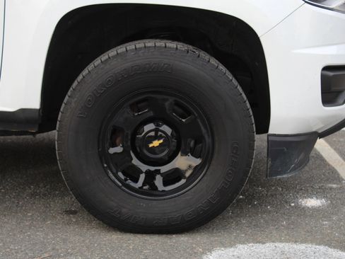 Used 2018 Chevrolet Colorado W/T image 27