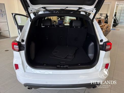 Certified 2023 Ford Escape ST-Line w/ Tech Pack #1 FWD image 12
