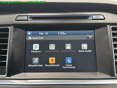 Used 2016 Hyundai Sonata Sport w/ Option Group 02 image 17