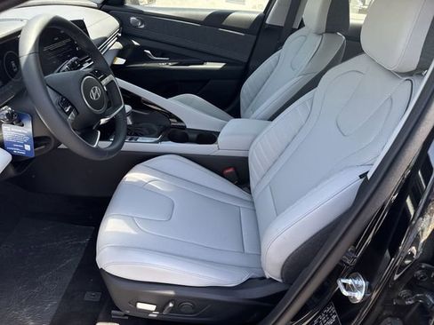 New 2026 Hyundai Elantra Limited image 9