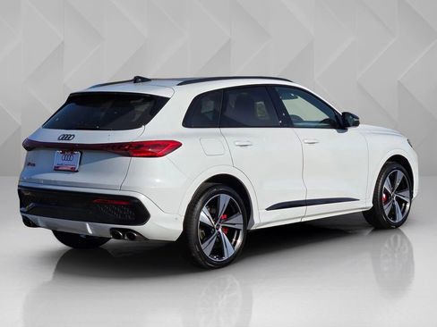 New 2025 Audi SQ5 Premium Plus image 6