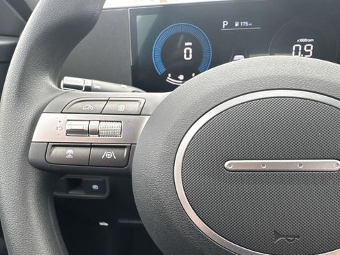 New 2026 Hyundai Kona SE image 13