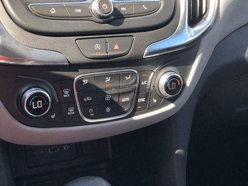 Used 2024 Chevrolet Equinox LT image 22